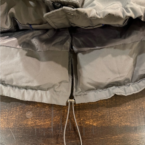 Vince Camuto Long Down Puffer Coat Parka Faux Fur Hood Gray M - Picture 6 of 16